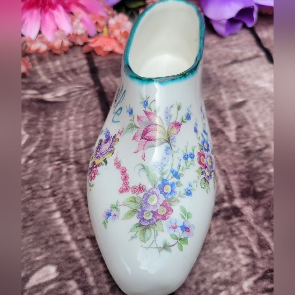 Italian Porcelain Shoe - Picture 8 of 10